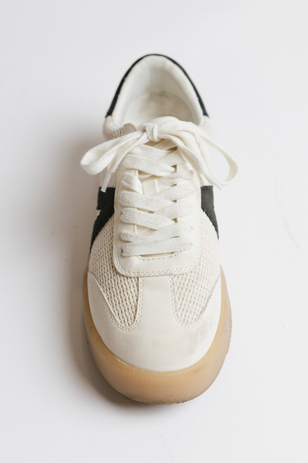 Kaison Mesh Sneakers