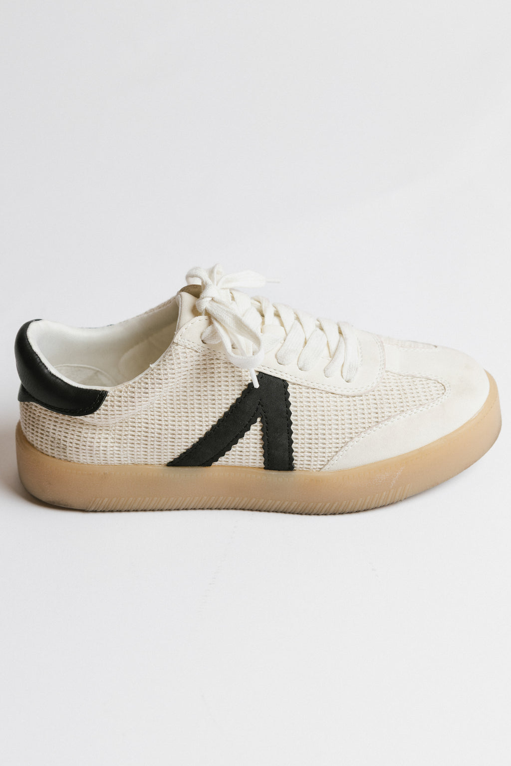 Kaison Mesh Sneakers