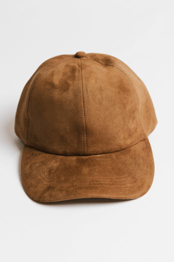 Suede Baseball Cap in Cognac