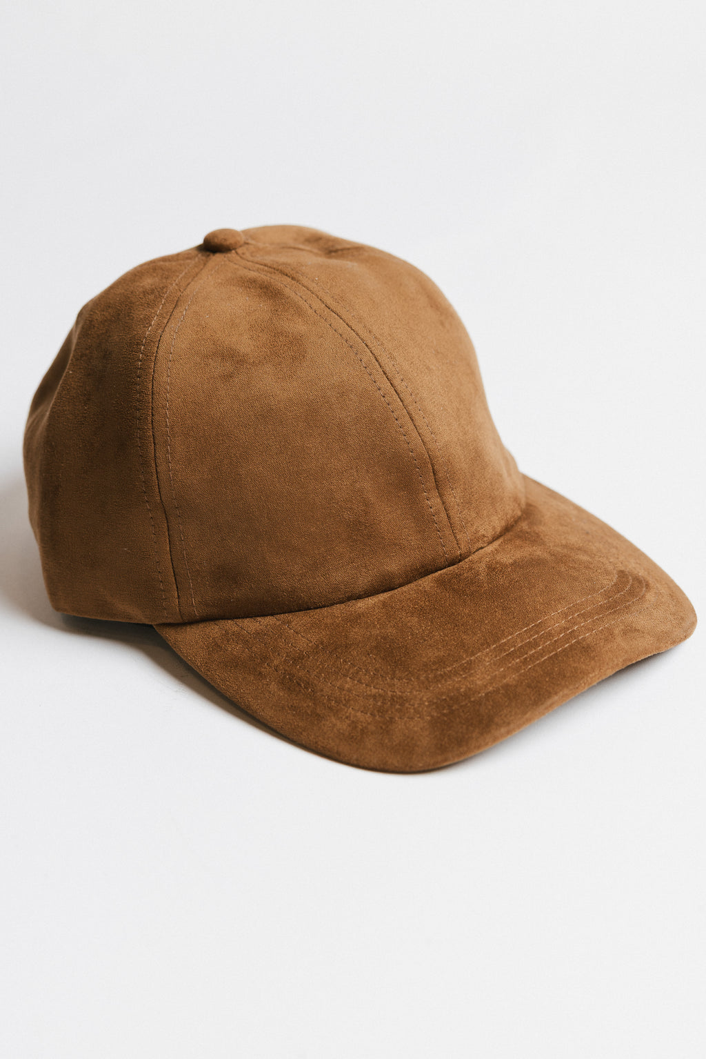 Suede Baseball Cap in Cognac