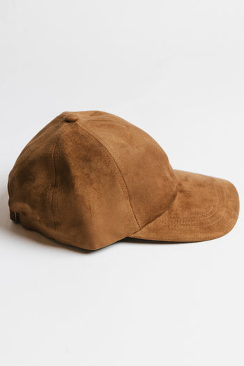 Suede Baseball Cap in Cognac