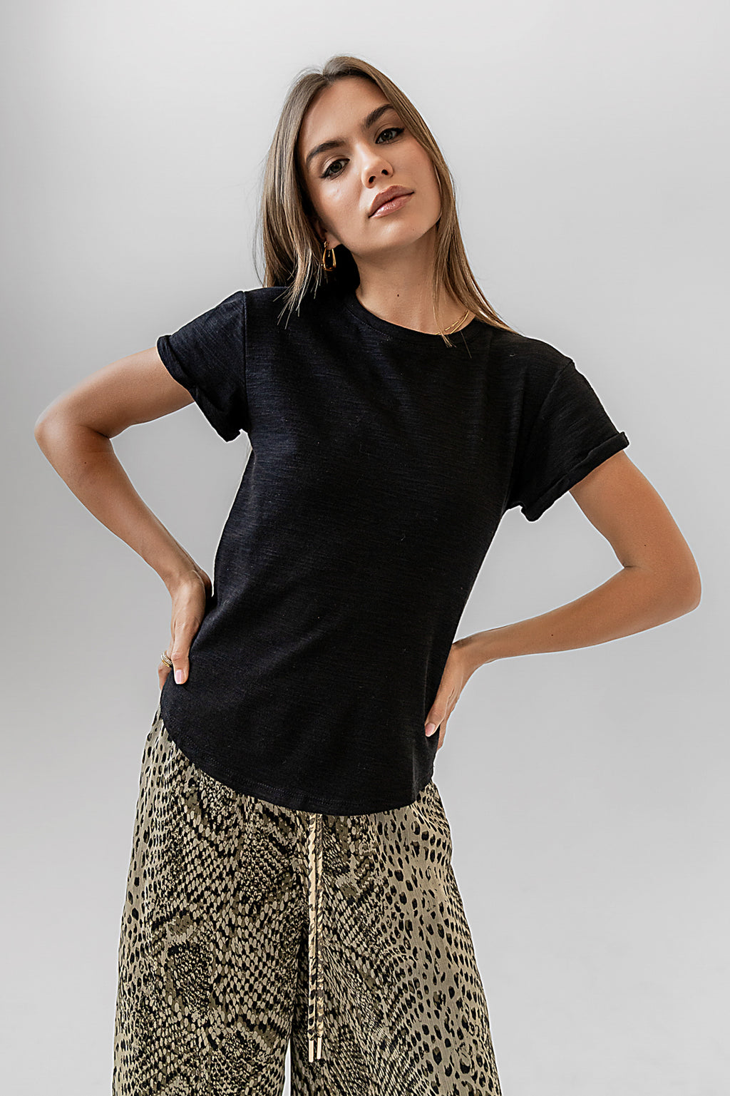 SHORT SLEEVE TOP