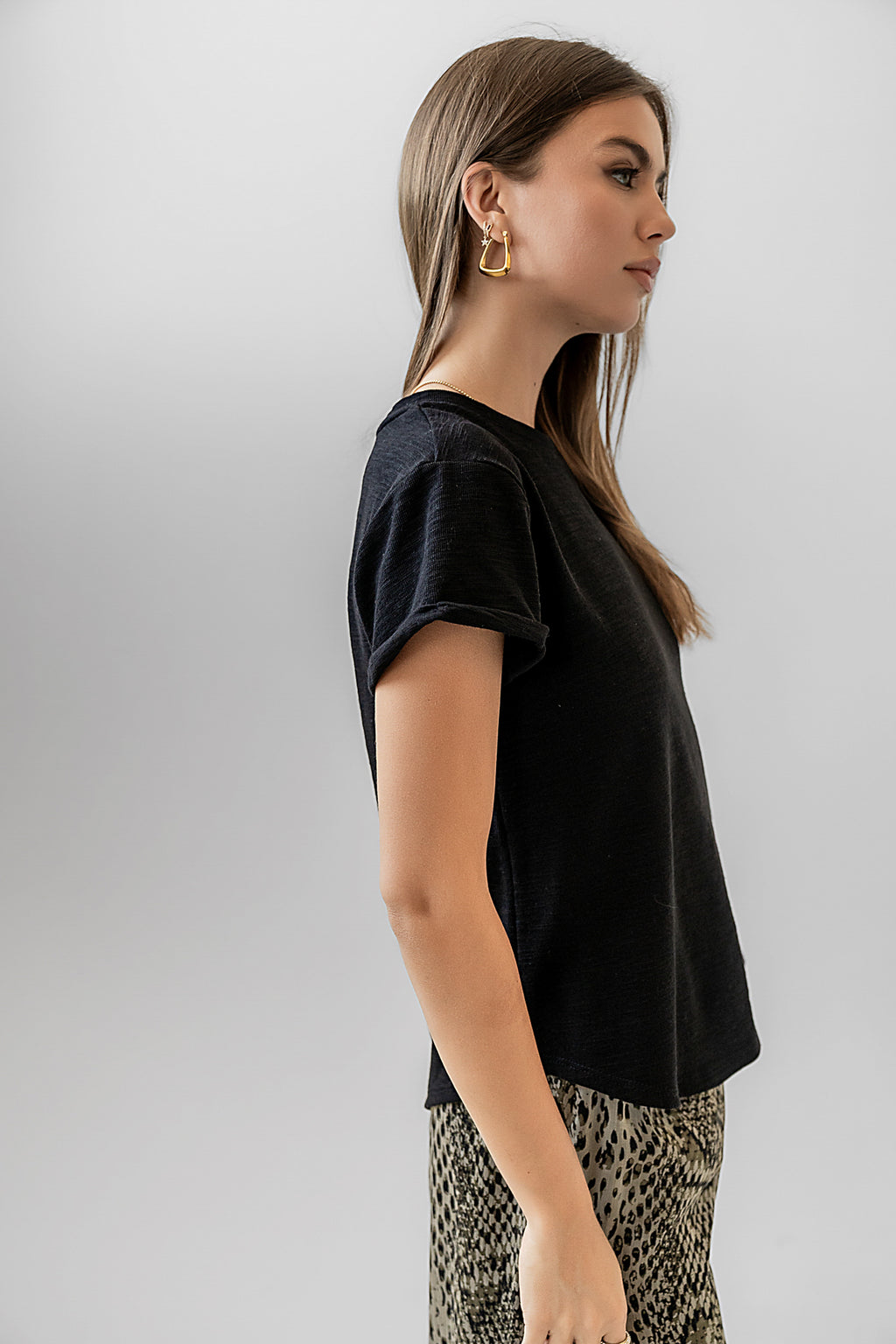 LOOSE FITTING BLACK TOP 