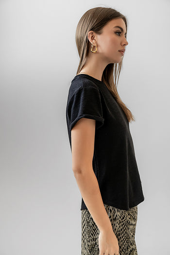 LOOSE FITTING BLACK TOP 