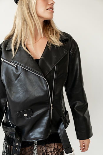 Front Zipper Closure