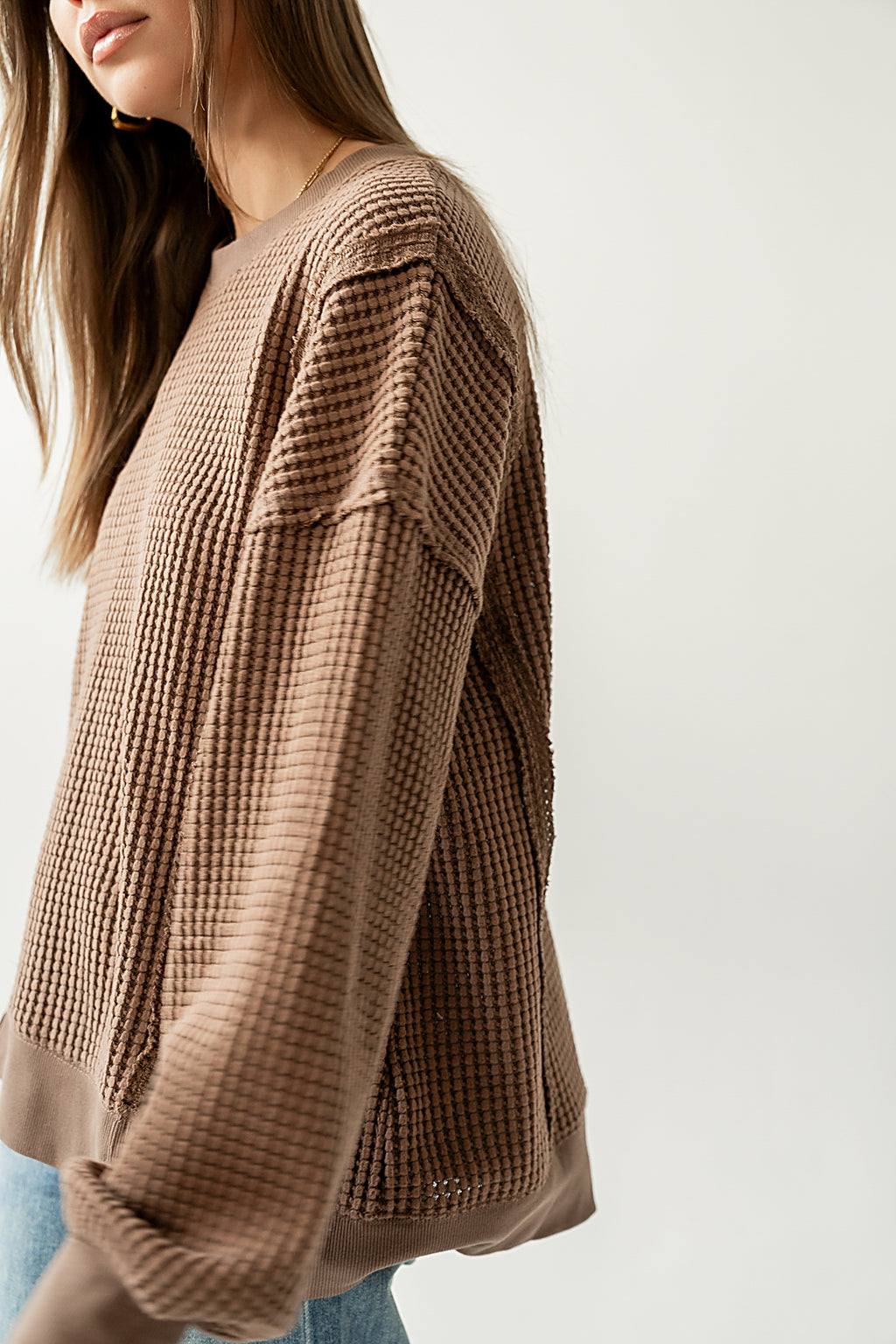 Exposed Seam Details MOCHA TOP