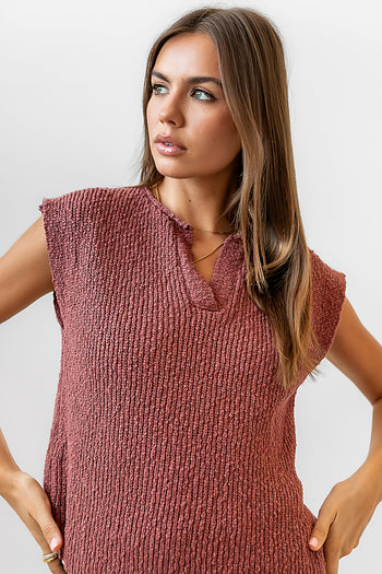 Sweater in Marsala