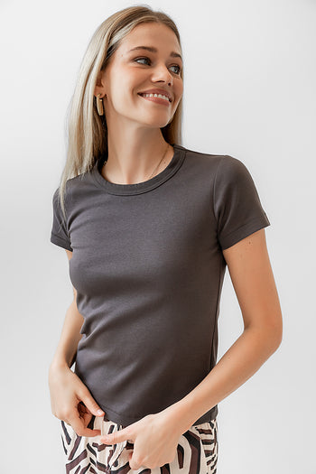 T-Shirt in Charcoal