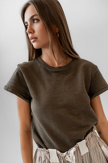loose fitting tee 