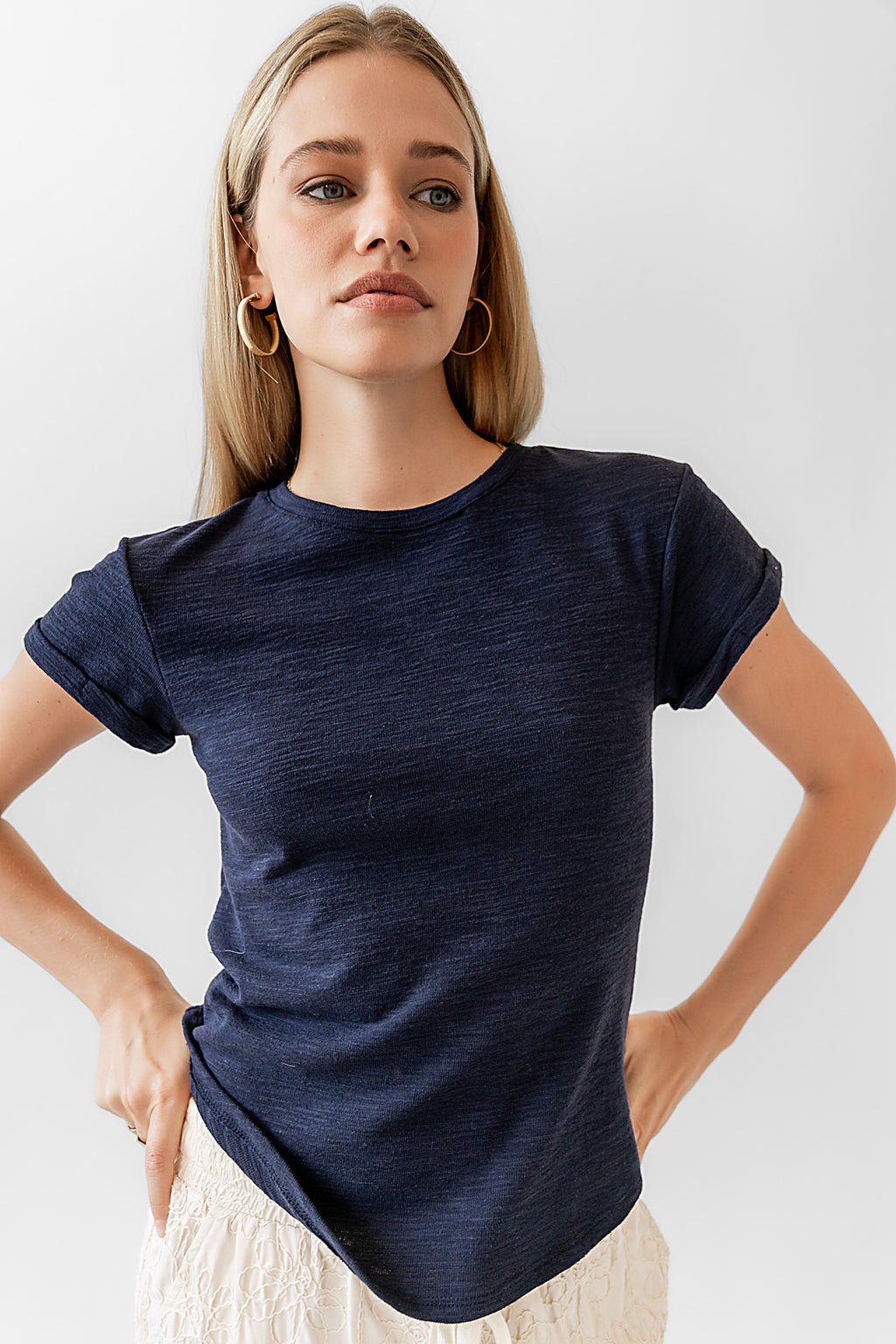 BASIC NAVY TEE SHIRT
