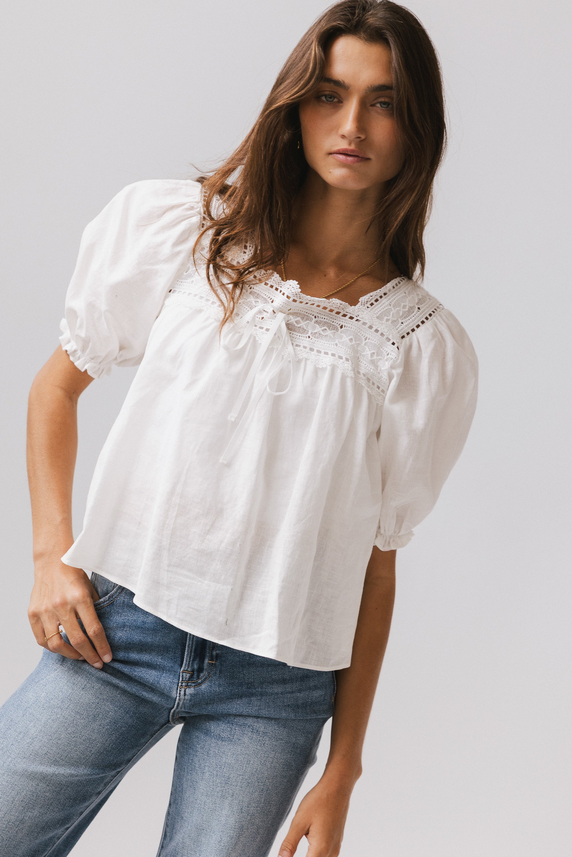 トップス rurumu: puff sleeve lace over blouse Tatum Lace Blouse