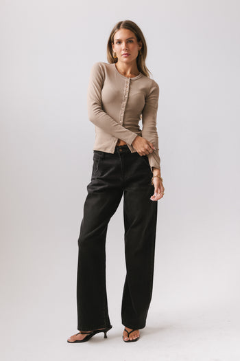  Top in Taupe