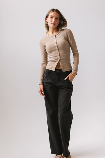 LONG SLEEVE BUTTON UP 