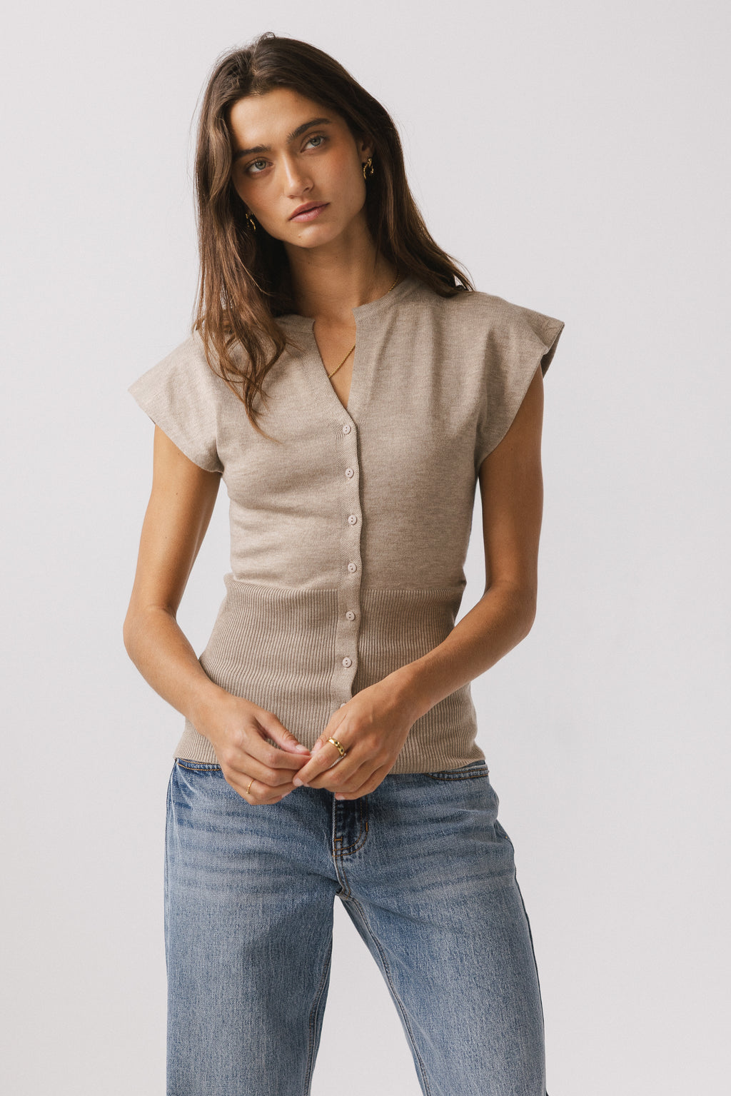 v neckline