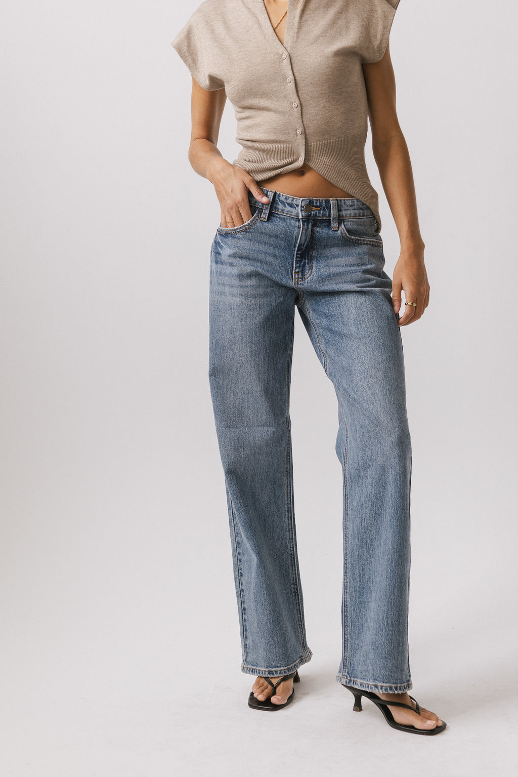 Marshall Straight Leg Jeans in Medium Wash