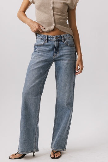 Marshall Straight Leg Jeans in Medium Wash