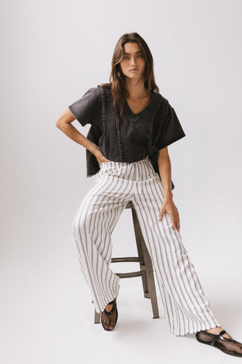 SHORT SLEEVE BLACK DENIM TOP 