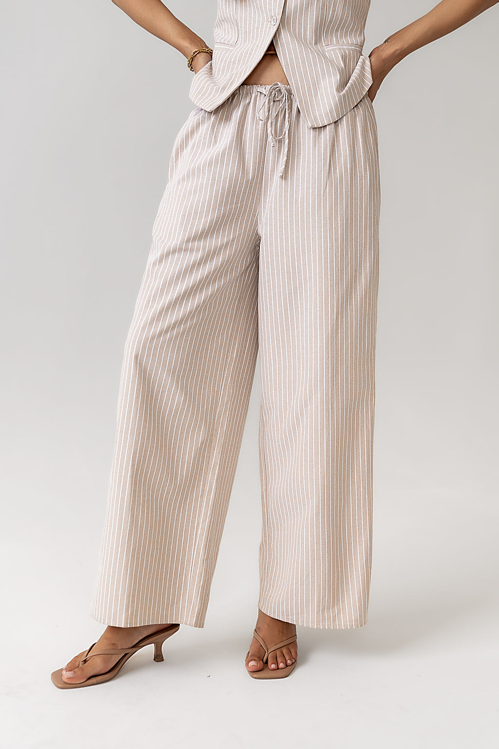 Wide Leg Pants in Taupe