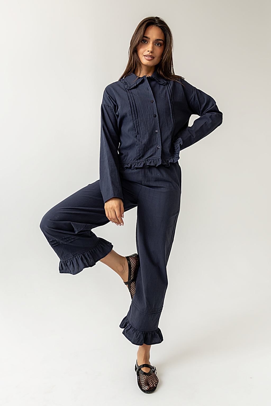 Ruffle Collared Neckline