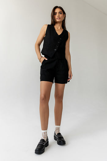 BUTTON UP CLOSURE