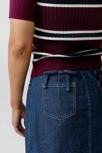 Bow Details ON
Dark Wash Denim
