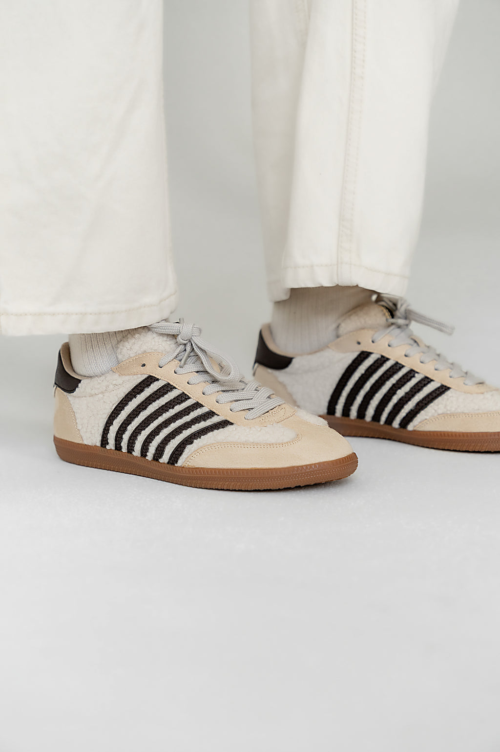 Striped Sneaker in Beige