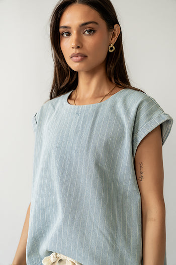 LIGHT WASH DENIM TOP 