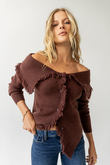 FRAYED SWEATER
