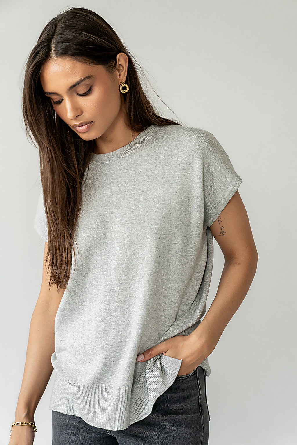 SLIGHTLY RIBBED MATERIAL