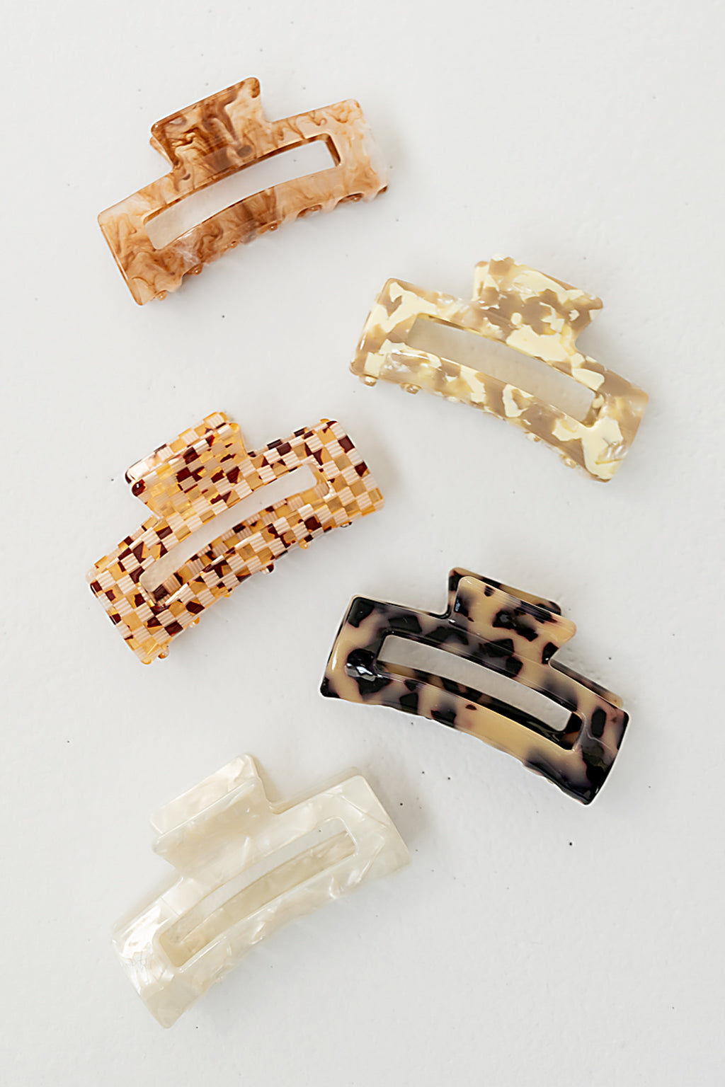 checkered hair clip