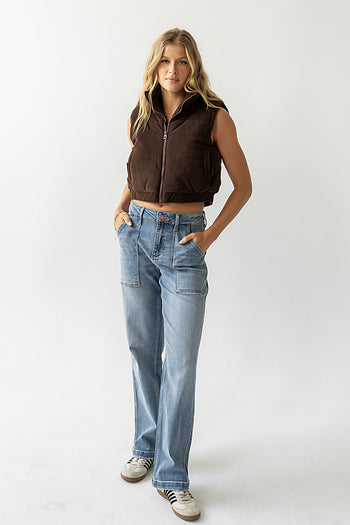 zip up vest