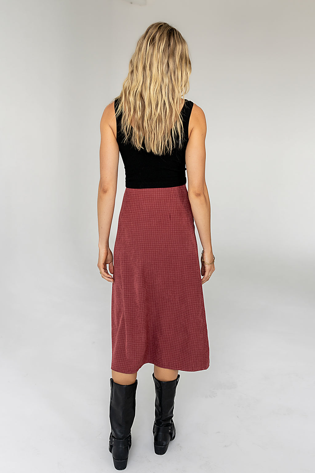 TWO TINY PLEATS 