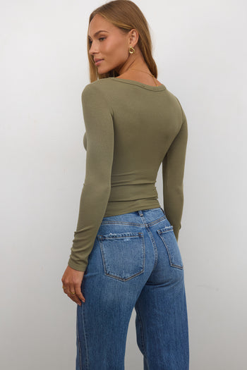 Audrey Ribbed Top in Olive