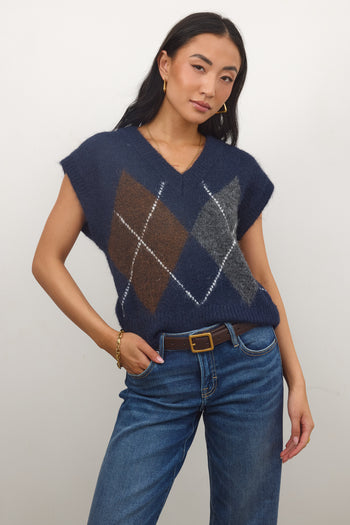  Leather Belt in Tan WITH GOLD BUCKLE 