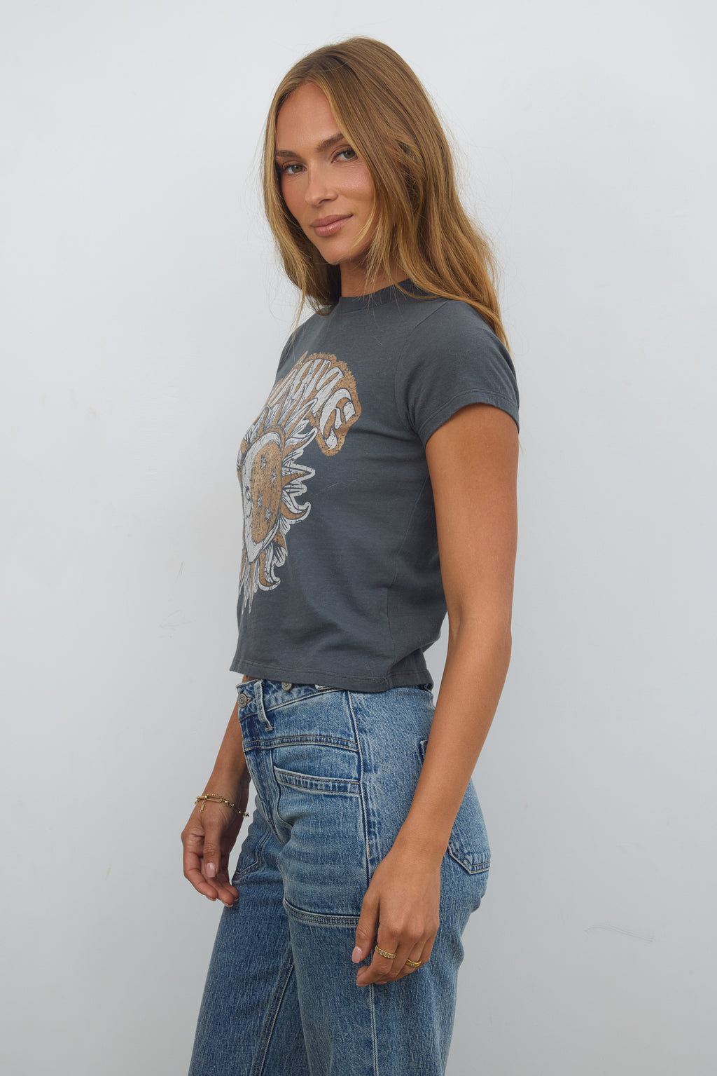 Sunnie Graphic Tee - FINAL SALE