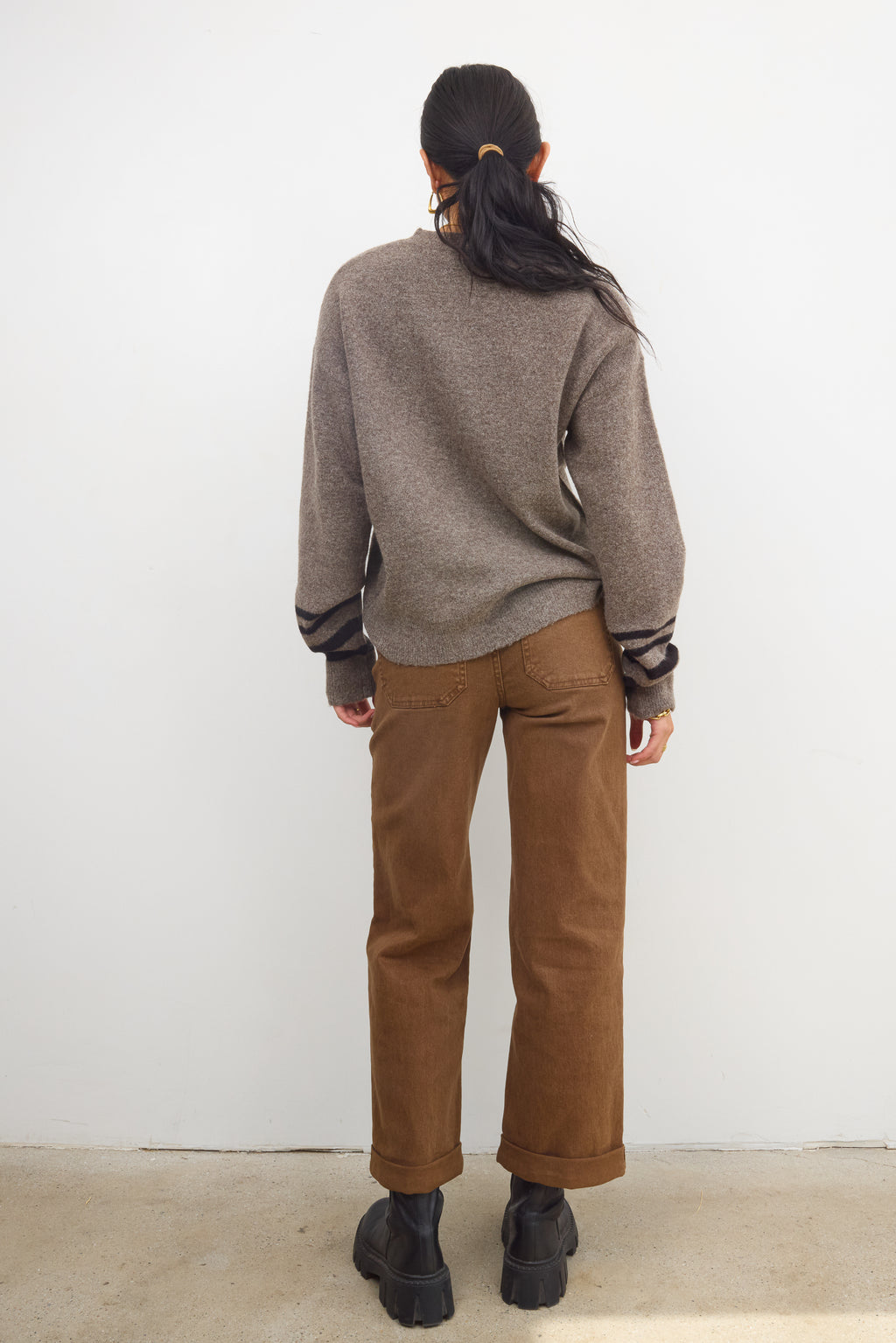 LONG SLEEVE SWEATER