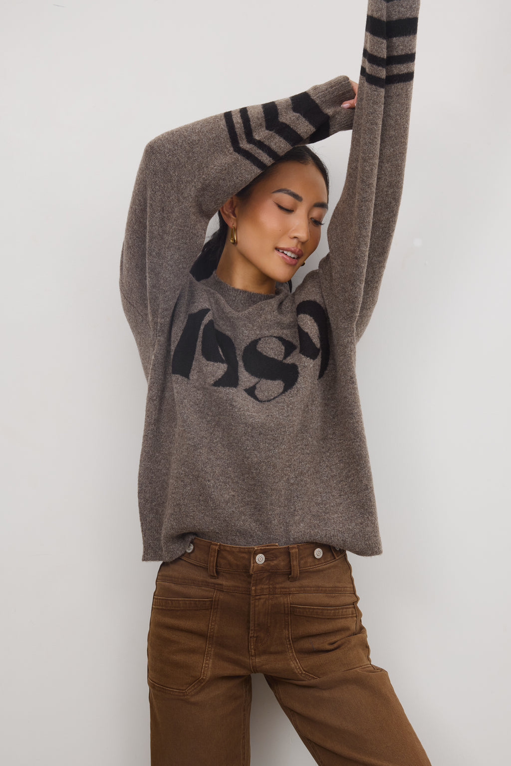 
Stretch-Knit Material