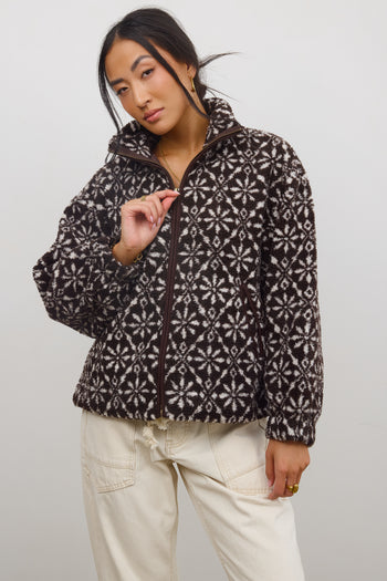 Front Zipper Closure