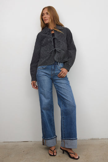 double front pockets 