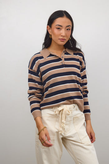 COLLARED SWEATER