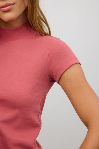 HIGH NECK TEE IN BERRY