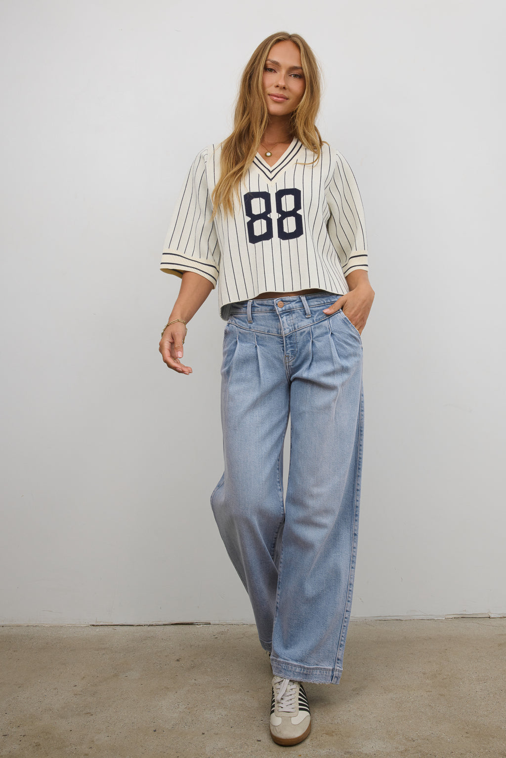 Button, Zipper Closure