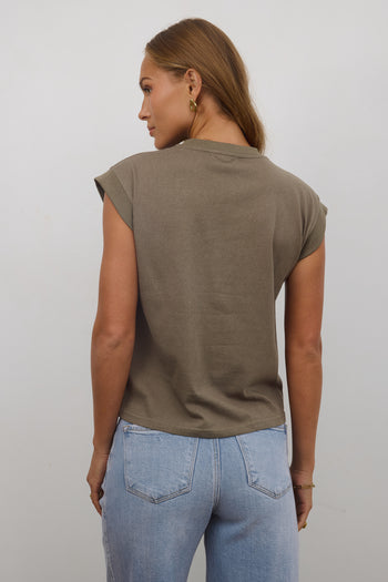 Arlo Top in Olive