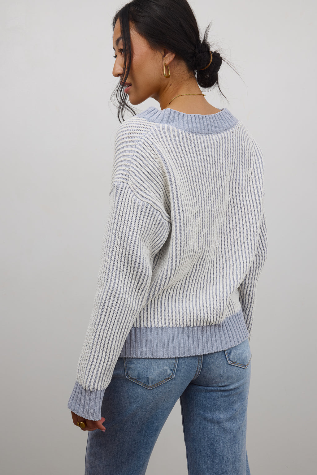 LIGHT BLUE RIBBED HEMS