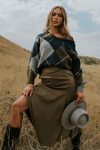 OLIVE MIDI SKIRT
