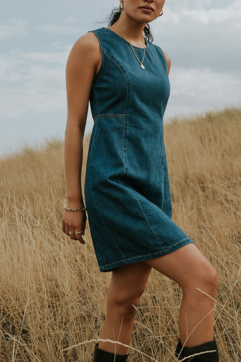 SLEEVELESS DENIM DRESS 