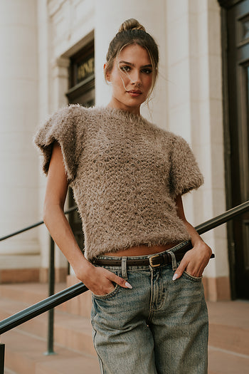 Round Neckline