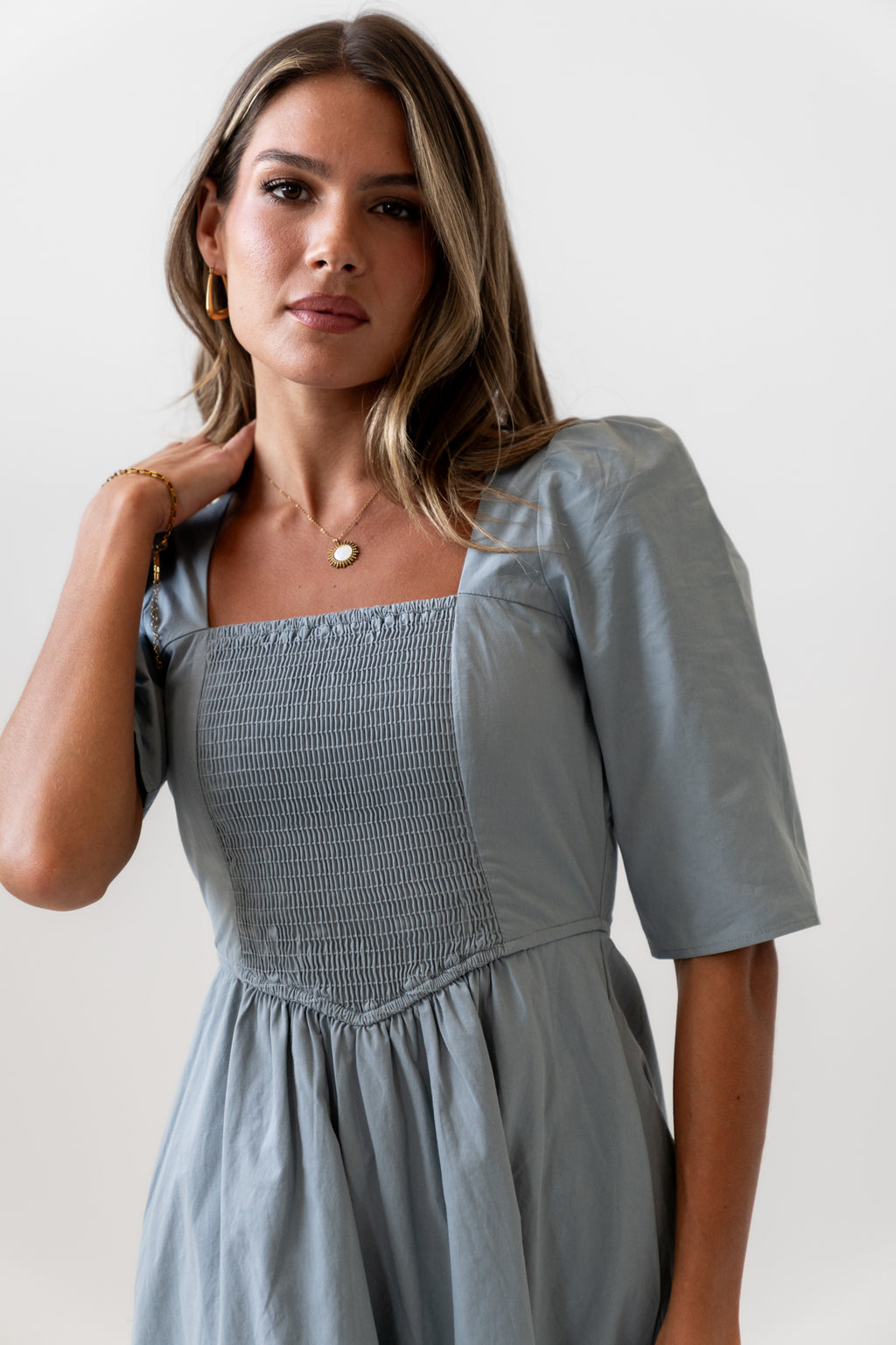 SHORT SLEEVE MIDI DRESS 