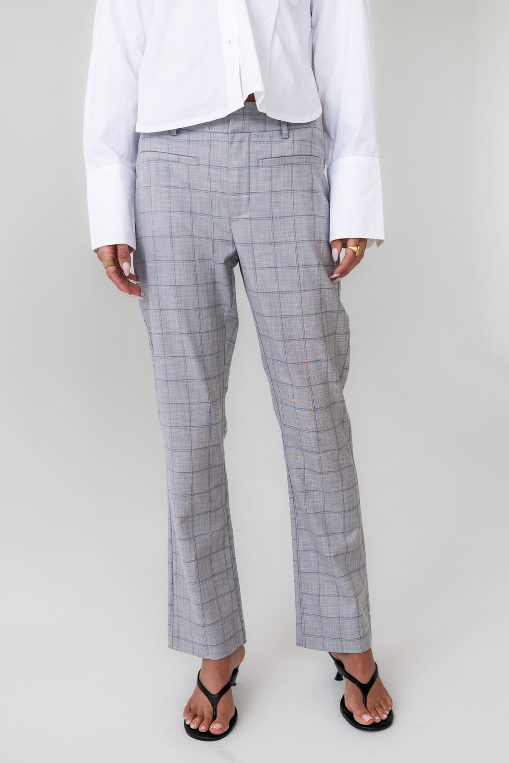 Slim Straight Trouser in Grey