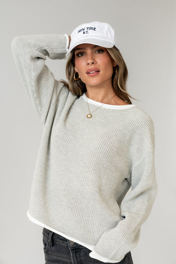 KNIT SWEATER IN GREY 
